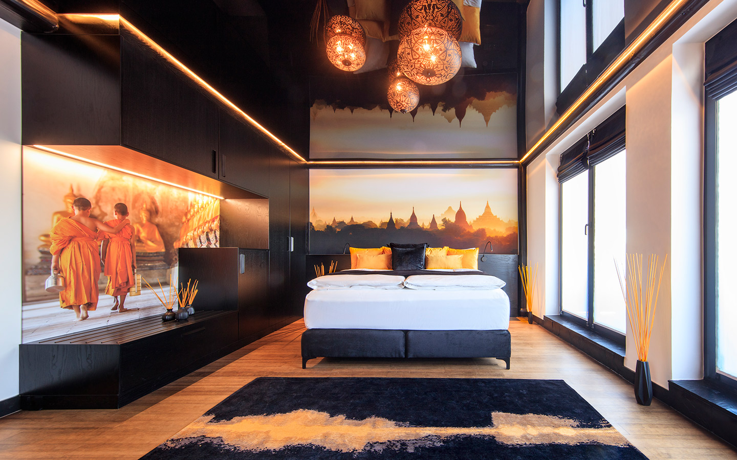 Die Datei hotel-ling-bao-themenzimmer.zip herunterladen