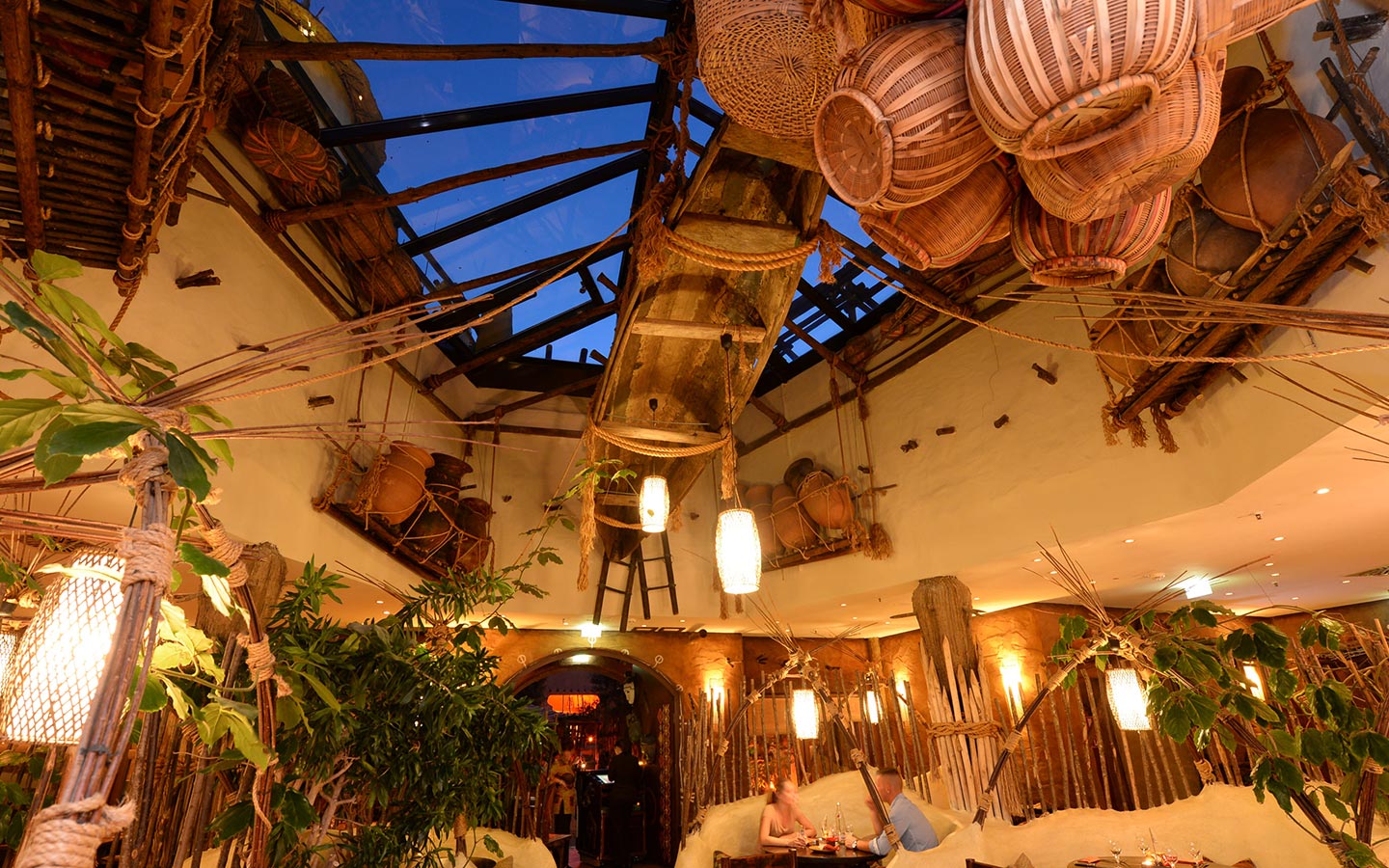 ga-restaurant-zambesi-abend_01.jpg