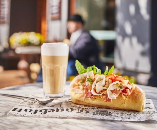 cf-lillis-cafe-2026_01.jpg