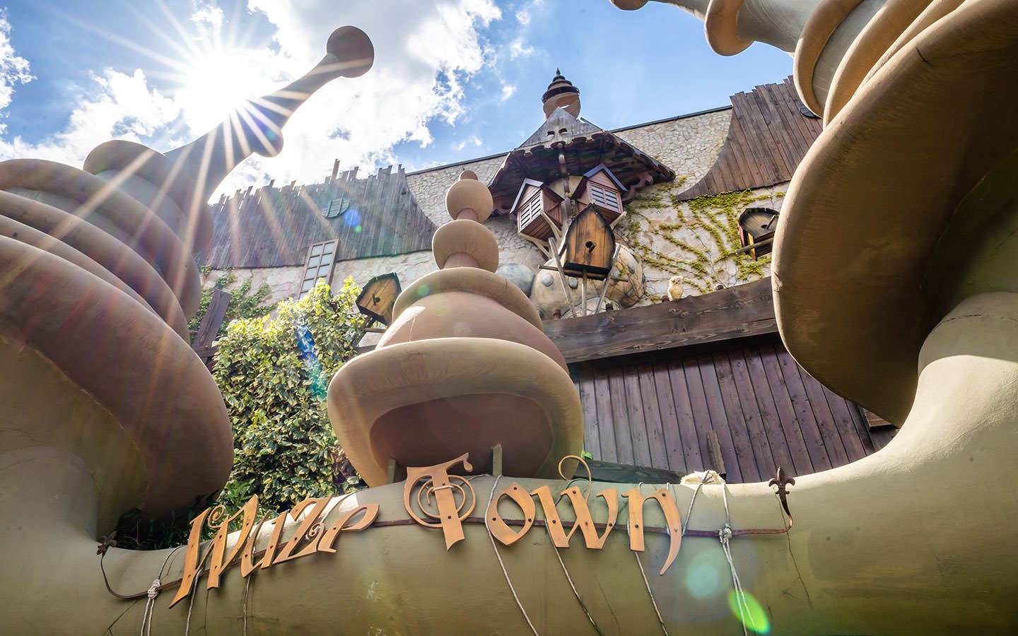 ga-fantasy-wuze-town_01.jpg