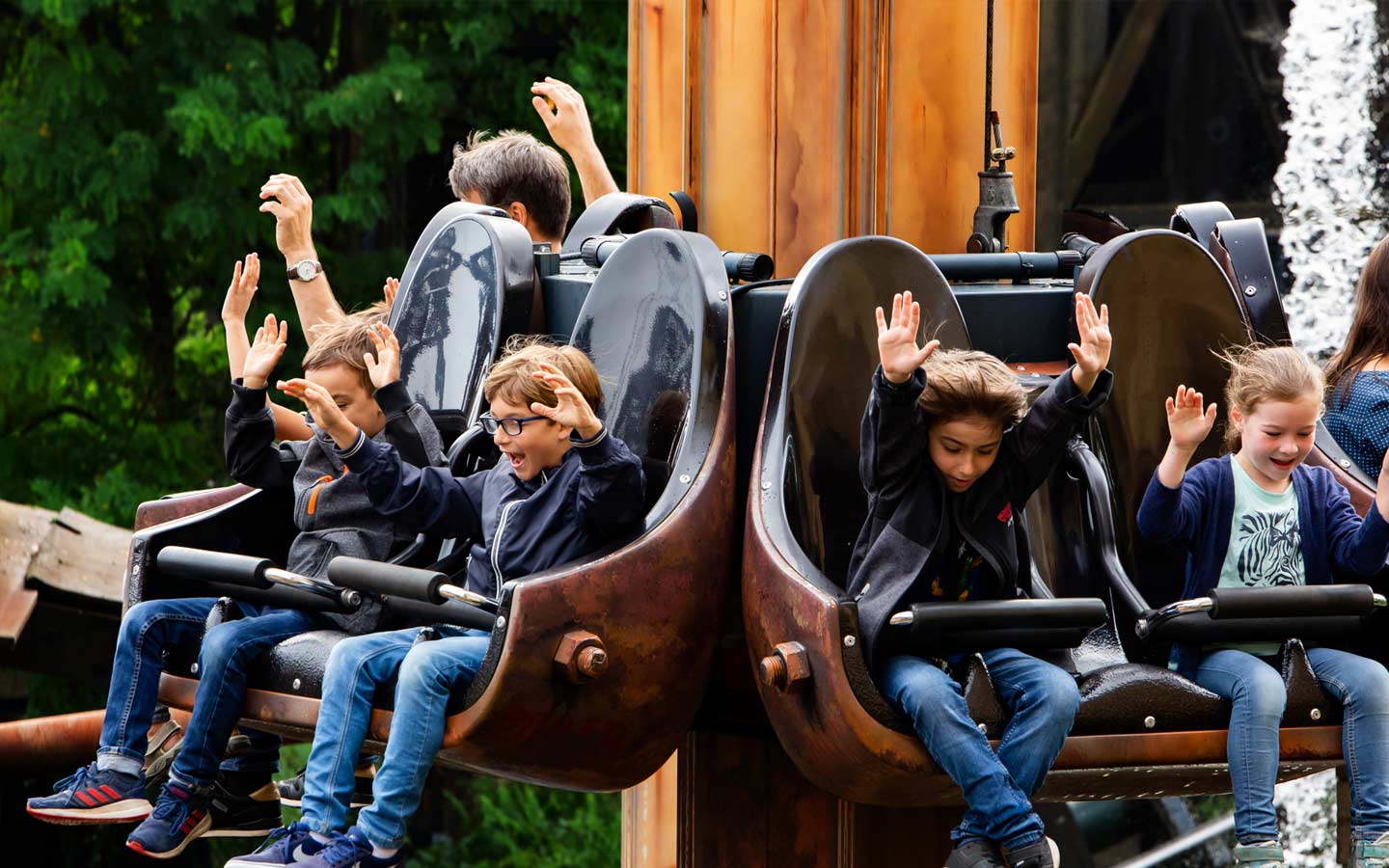 Phantasialand Familien-Freifalltürme Tikal